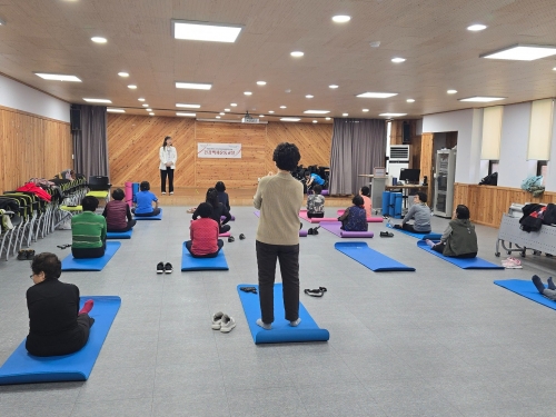 [성장이음팀] 건강백세운동교실